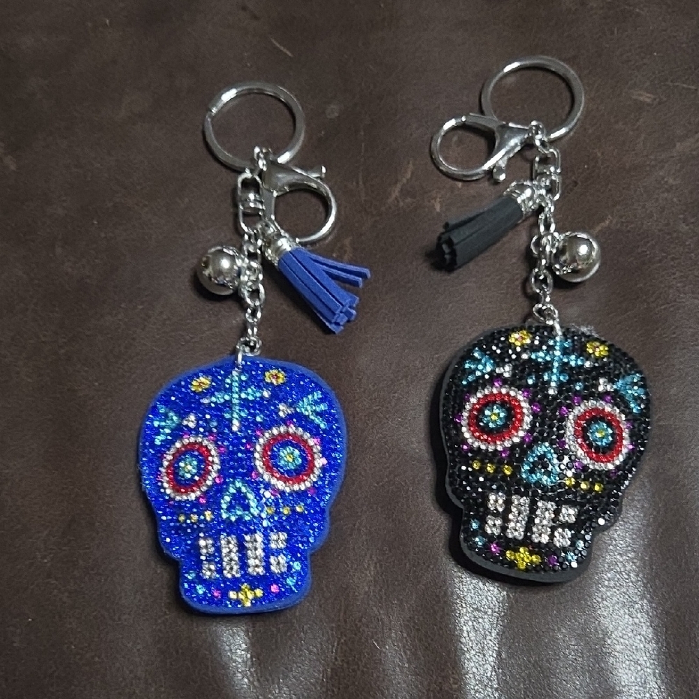 Crystal Skull Keychain Set - Blue Or Black